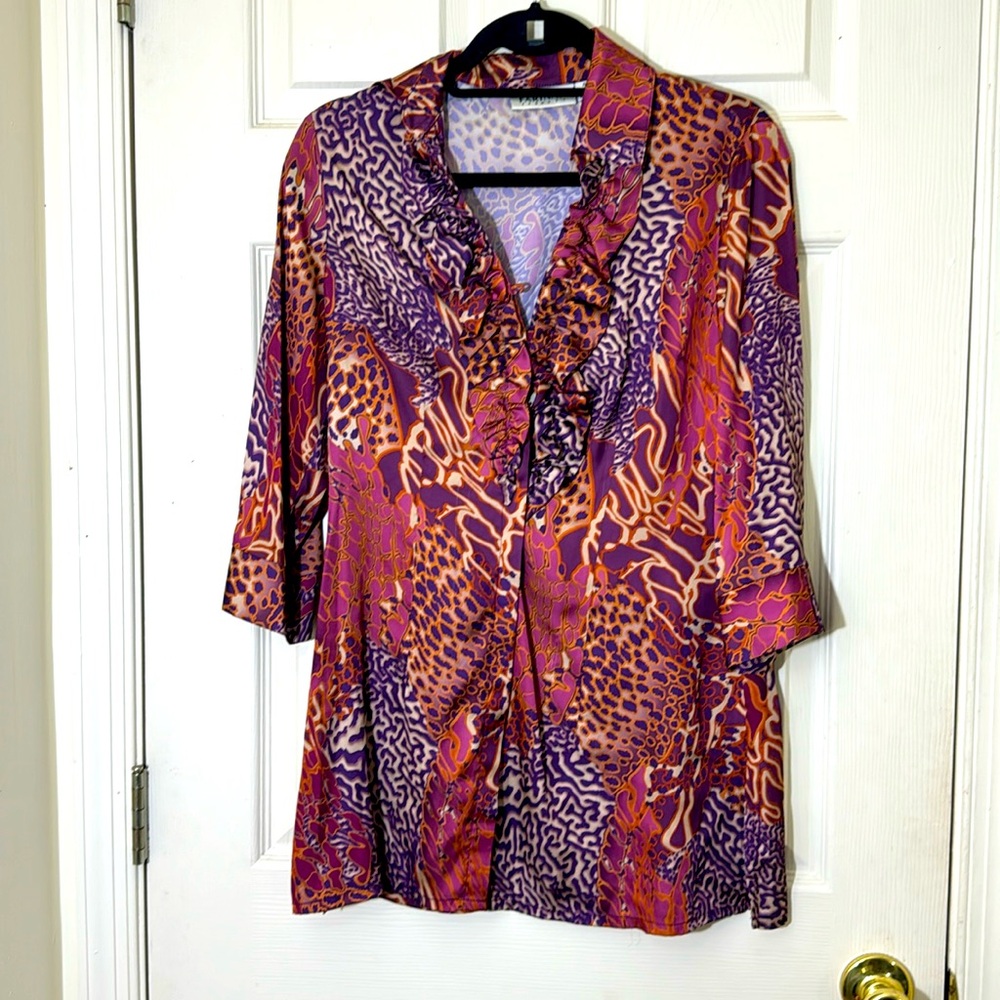 HOLIDAY SALE 🔥🔥 NWOT Animal Print Purple & Pink Ruffle Top Size 4